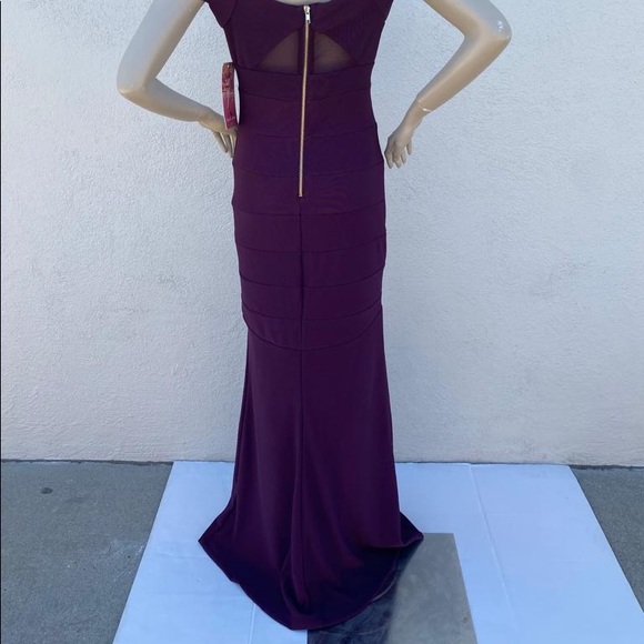 Emerald Sundae Juniors' Sweetheart Gown Dress Med - Picture 6 of 6